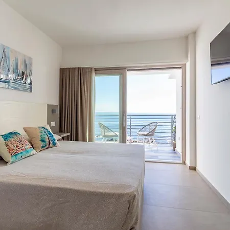 Caramare Hotel