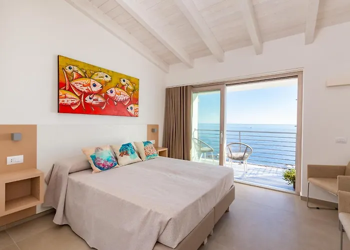 Hotell Caramare Cala Gonone